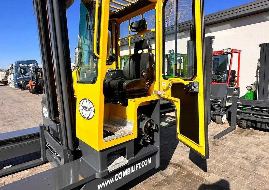 4-weg zijlader Combilift C4000 / LPG / DUPLEX / 4100MM / WEIGHT / FORK SIDE SHIFT / LIKE NEW: afbeelding 19