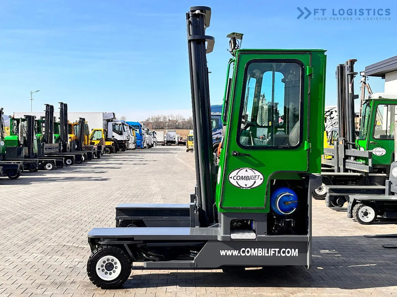 Combilift C4000 / LPG / DUPLEX / 4500MM / FREE LIFT / LIKE NEW C4000 / LPG / DUPLEX / 4500MM / FREE LIFT / LIKE NEW - 4-weg zijlader: afbeelding 3 Combilift C4000 / LPG / DUPLEX / 4500MM / FREE LIFT / LIKE NEW C4000 / LPG / DUPLEX / 4500MM / FREE LIFT / LIKE NEW - 4-weg zijlader: afbeelding 3