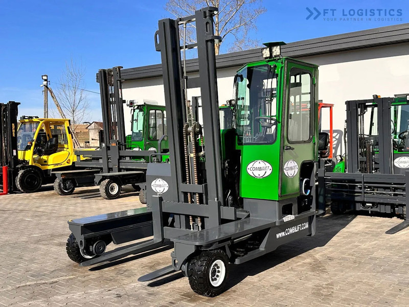 Combilift C4000 / LPG / DUPLEX / 4500MM / FREE LIFT / LIKE NEW C4000 / LPG / DUPLEX / 4500MM / FREE LIFT / LIKE NEW - 4-weg zijlader: afbeelding 2 Combilift C4000 / LPG / DUPLEX / 4500MM / FREE LIFT / LIKE NEW C4000 / LPG / DUPLEX / 4500MM / FREE LIFT / LIKE NEW - 4-weg zijlader: afbeelding 2