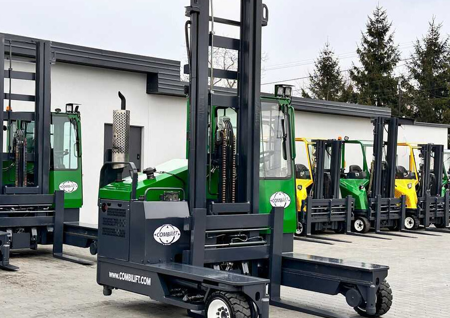 Combilift C4000 / LPG / DUPLEX / LIFTING HEIGHT 550CM / FREE LIFT / LIKE NEW - 4-weg zijlader: afbeelding 3 Combilift C4000 / LPG / DUPLEX / LIFTING HEIGHT 550CM / FREE LIFT / LIKE NEW - 4-weg zijlader: afbeelding 3