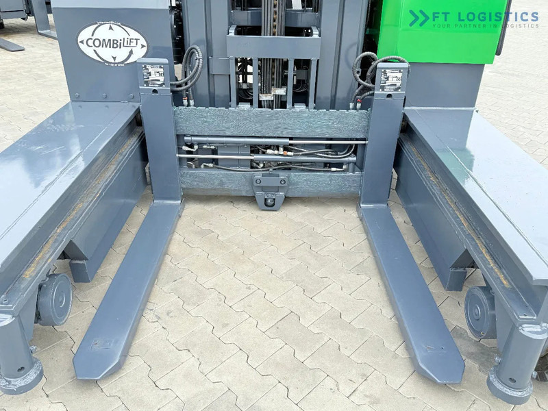 Combilift C4000 / TRIPLEX / 9300MM / FREE LIFT / POSITIONER / GAS / CABIN C4000 / TRIPLEX / 9300MM / FREE LIFT / POSITIONER / GAS / CABIN - 4-weg zijlader: afbeelding 5 Combilift C4000 / TRIPLEX / 9300MM / FREE LIFT / POSITIONER / GAS / CABIN C4000 / TRIPLEX / 9300MM / FREE LIFT / POSITIONER / GAS / CABIN - 4-weg zijlader: afbeelding 5