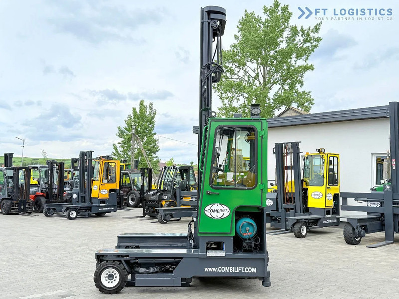 Combilift C4000 / TRIPLEX / 9300MM / FREE LIFT / POSITIONER / GAS / CABIN C4000 / TRIPLEX / 9300MM / FREE LIFT / POSITIONER / GAS / CABIN - 4-weg zijlader: afbeelding 3 Combilift C4000 / TRIPLEX / 9300MM / FREE LIFT / POSITIONER / GAS / CABIN C4000 / TRIPLEX / 9300MM / FREE LIFT / POSITIONER / GAS / CABIN - 4-weg zijlader: afbeelding 3