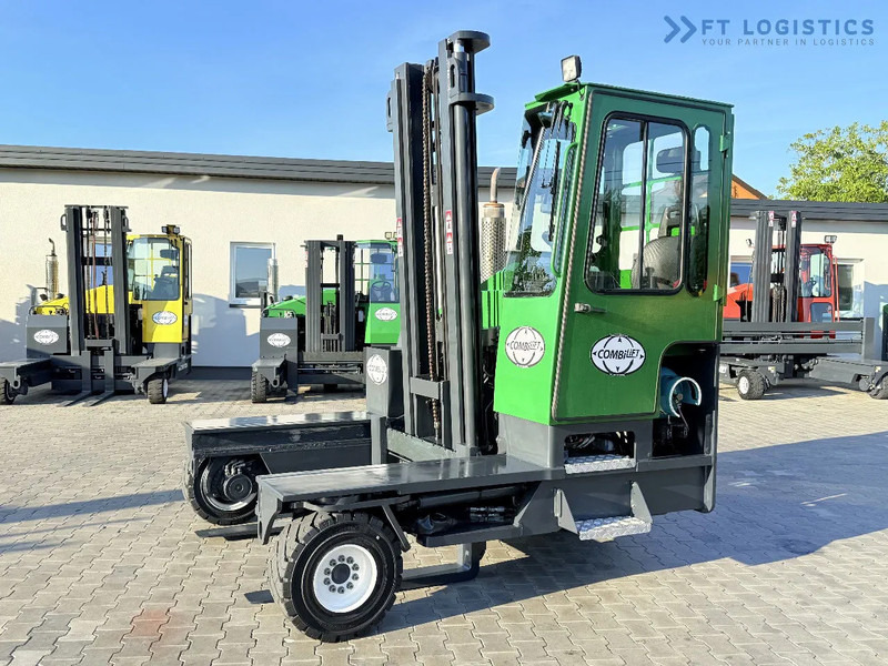 Combilift C5000XL / GAS / DUPLEX 4000 / POSITIONER / FULL CABIN / LIKE NEW C5000XL / GAS / DUPLEX 4000 / POSITIONER / FULL CABIN / LIKE NE - 4-weg zijlader: afbeelding 1 Combilift C5000XL / GAS / DUPLEX 4000 / POSITIONER / FULL CABIN / LIKE NEW C5000XL / GAS / DUPLEX 4000 / POSITIONER / FULL CABIN / LIKE NE - 4-weg zijlader: afbeelding 1