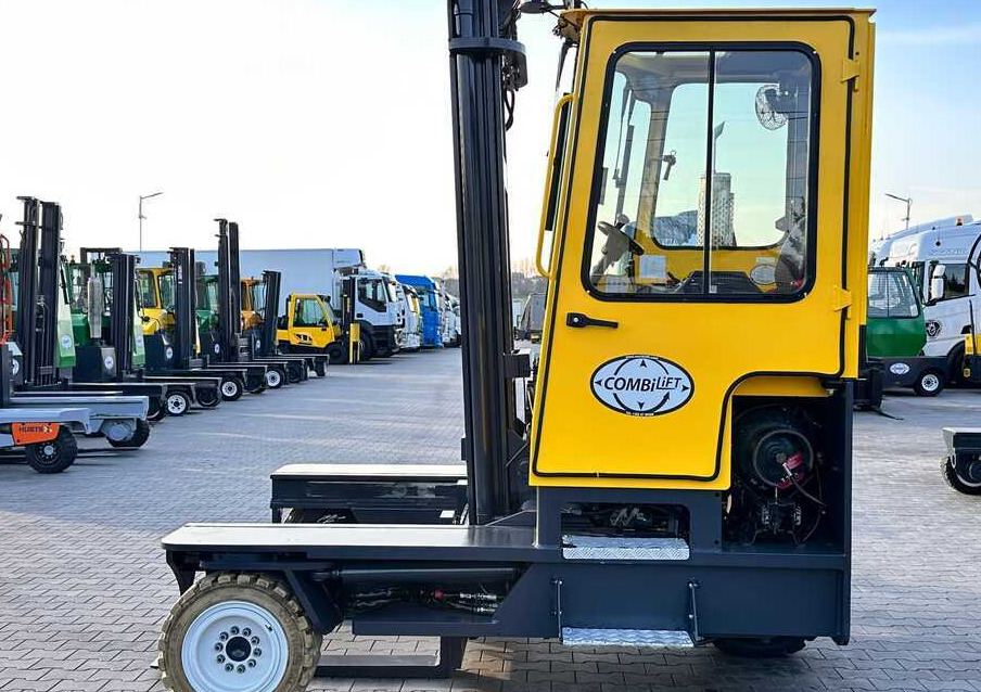 Combilift C5000XL / LPG / 2018 / DUPLEC5000XL / LPG / 2018 / DUPLEX / 4000MM / LIKE NEWX / 4000MM / LIKE NEW - 4-weg zijlader: afbeelding 2 Combilift C5000XL / LPG / 2018 / DUPLEC5000XL / LPG / 2018 / DUPLEX / 4000MM / LIKE NEWX / 4000MM / LIKE NEW - 4-weg zijlader: afbeelding 2
