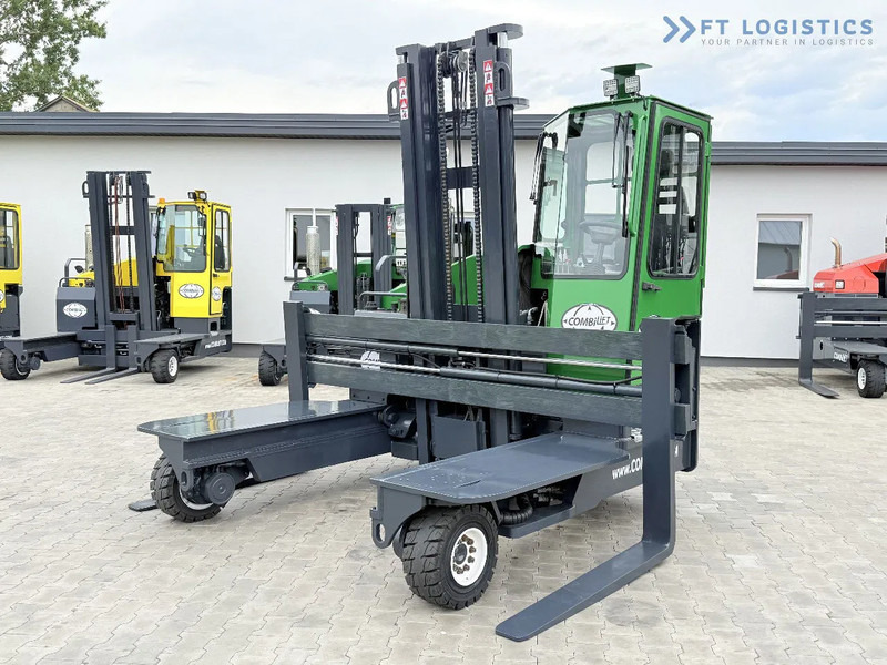 Combilift Combilift C4500 / DIESEL / DUPLEX 4000MM / WIDE FORK POSITIONER / HEATING / FULL CABIN / PERFECT CONDITION / Wide range of four- - 4-weg zijlader: afbeelding 3 Combilift Combilift C4500 / DIESEL / DUPLEX 4000MM / WIDE FORK POSITIONER / HEATING / FULL CABIN / PERFECT CONDITION / Wide range of four- - 4-weg zijlader: afbeelding 3