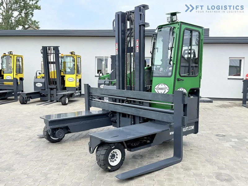 Combilift Combilift C4500 / DIESEL / DUPLEX 4000MM / WIDE FORK POSITIONER / HEATING / FULL CABIN / PERFECT CONDITION / Wide range of four- - 4-weg zijlader: afbeelding 2 Combilift Combilift C4500 / DIESEL / DUPLEX 4000MM / WIDE FORK POSITIONER / HEATING / FULL CABIN / PERFECT CONDITION / Wide range of four- - 4-weg zijlader: afbeelding 2