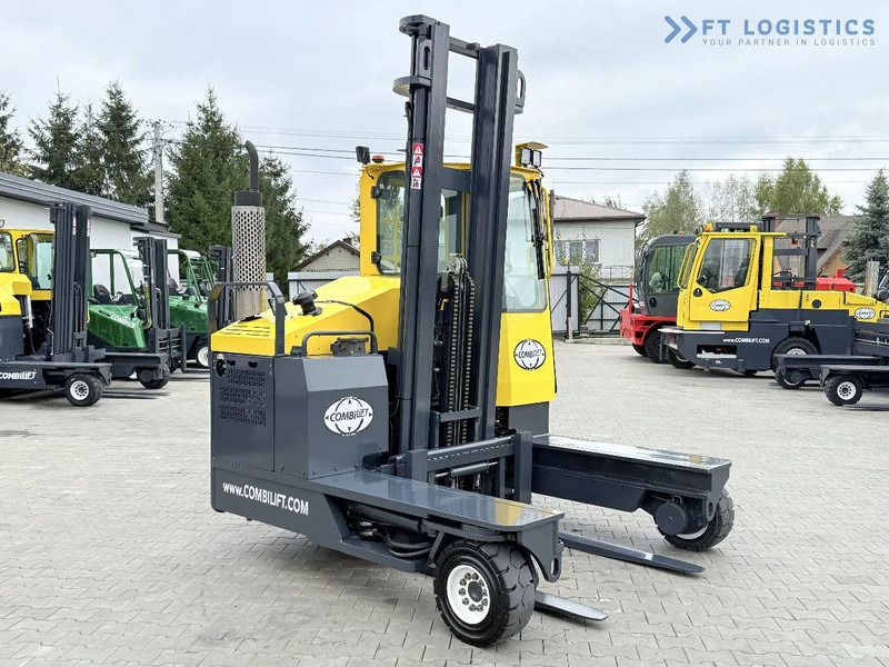 Combilift Combilift FOUR-WAY / MULTI-DIRECTIONAL FORKLIFT C4000 / GAS / DUPLEX 4600MM / ONLY 5614 OPERATING HOURS / FORK POSITIONER / FULL - 4-weg zijlader: afbeelding 5 Combilift Combilift FOUR-WAY / MULTI-DIRECTIONAL FORKLIFT C4000 / GAS / DUPLEX 4600MM / ONLY 5614 OPERATING HOURS / FORK POSITIONER / FULL - 4-weg zijlader: afbeelding 5