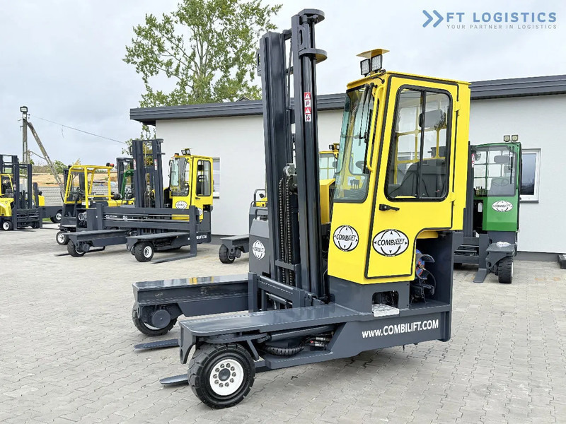 Combilift Combilift FOUR-WAY / MULTI-DIRECTIONAL FORKLIFT C4000 / GAS / DUPLEX 4600MM / ONLY 5614 OPERATING HOURS / FORK POSITIONER / FULL - 4-weg zijlader: afbeelding 2 Combilift Combilift FOUR-WAY / MULTI-DIRECTIONAL FORKLIFT C4000 / GAS / DUPLEX 4600MM / ONLY 5614 OPERATING HOURS / FORK POSITIONER / FULL - 4-weg zijlader: afbeelding 2