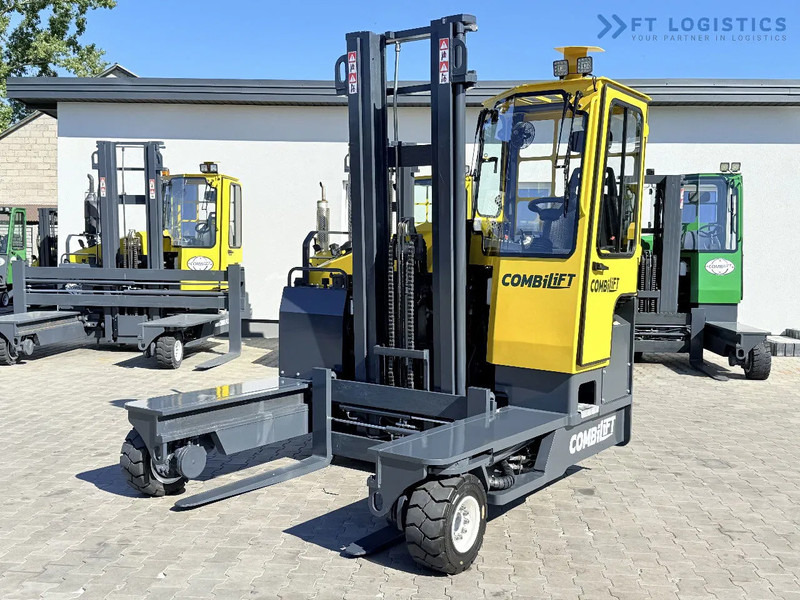Combilift Combilift FOUR-WAY MULTIDIRECTIONAL FORKLIFT C4000 / DIESEL / DUPLEX 4100MM / ONLY 2888 HOURS / FORK POSITIONER / FULL CABIN – H - 4-weg zijlader: afbeelding 1 Combilift Combilift FOUR-WAY MULTIDIRECTIONAL FORKLIFT C4000 / DIESEL / DUPLEX 4100MM / ONLY 2888 HOURS / FORK POSITIONER / FULL CABIN – H - 4-weg zijlader: afbeelding 1