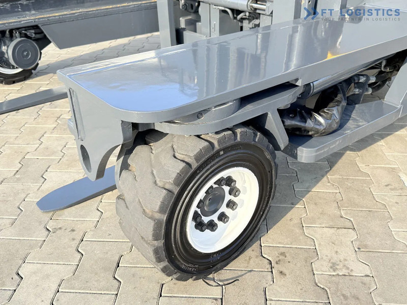 Combilift Combilift FOUR-WAY MULTIDIRECTIONAL FORKLIFT C4000 / GAS / DUPLEX 4500MM / ONLY 6604 HOURS / SIDE SHIFT / FULL CABIN / PERFECT C - 4-weg zijlader: afbeelding 4 Combilift Combilift FOUR-WAY MULTIDIRECTIONAL FORKLIFT C4000 / GAS / DUPLEX 4500MM / ONLY 6604 HOURS / SIDE SHIFT / FULL CABIN / PERFECT C - 4-weg zijlader: afbeelding 4