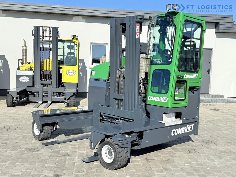 Combilift Combilift FOUR-WAY MULTIDIRECTIONAL FORKLIFT C4500 / DIESEL / TRIPLEX 4900MM / ONLY 4854 HOURS / FORK POSITIONER / FULL CABIN – - 4-weg zijlader: afbeelding 2 Combilift Combilift FOUR-WAY MULTIDIRECTIONAL FORKLIFT C4500 / DIESEL / TRIPLEX 4900MM / ONLY 4854 HOURS / FORK POSITIONER / FULL CABIN – - 4-weg zijlader: afbeelding 2