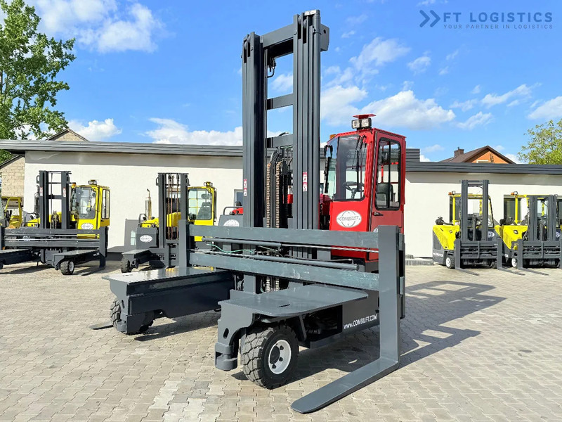 Combilift Combilift Wózki 4-kierunkowe C8000 / GAS / TRIPLEX 8300 / WIDE FORK POSITIRONER / FREE-LIFT / A comprehensive range of four-way - 4-weg zijlader: afbeelding 1 Combilift Combilift Wózki 4-kierunkowe C8000 / GAS / TRIPLEX 8300 / WIDE FORK POSITIRONER / FREE-LIFT / A comprehensive range of four-way - 4-weg zijlader: afbeelding 1