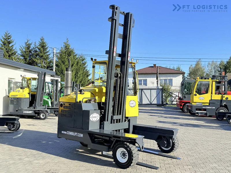 Combilift FOUR-WAY MULTIDIRECTIONAL FORKLIFT C5000 / GAS / TRIPLEX 6000MM / ONLY 4263 HOURS / FORK POSITIONER / EXCELLENT CONDITION / Wide - 4-weg zijlader: afbeelding 5 Combilift FOUR-WAY MULTIDIRECTIONAL FORKLIFT C5000 / GAS / TRIPLEX 6000MM / ONLY 4263 HOURS / FORK POSITIONER / EXCELLENT CONDITION / Wide - 4-weg zijlader: afbeelding 5