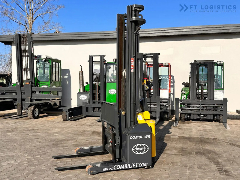 Combilift WR-4 / DUPLEX / 4.5M / 2017 / ONLY 30 MTH / LIKE NEW / 1500KG - Stapelaar: afbeelding 3 Combilift WR-4 / DUPLEX / 4.5M / 2017 / ONLY 30 MTH / LIKE NEW / 1500KG - Stapelaar: afbeelding 3
