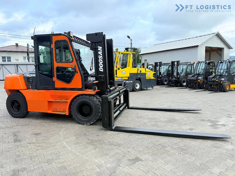 Diesel heftruck Doosan DOOSAN / DUPLEX 3000MM / SIDE SHIFT / FORK POSITIONER / 2500MM FORKS / 7000KG / CABIN / LIKE NEW DOOSAN / DUPLEX 3000MM / SIDE S: afbeelding 6 Diesel heftruck Doosan DOOSAN / DUPLEX 3000MM / SIDE SHIFT / FORK POSITIONER / 2500MM FORKS / 7000KG / CABIN / LIKE NEW DOOSAN / DUPLEX 3000MM / SIDE S: afbeelding 6