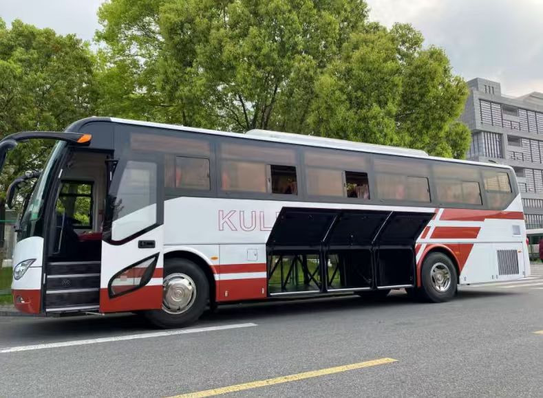 Nieuw Touringcar ANKAI KLDIP TOURS: afbeelding 15 Nieuw Touringcar ANKAI KLDIP TOURS: afbeelding 15