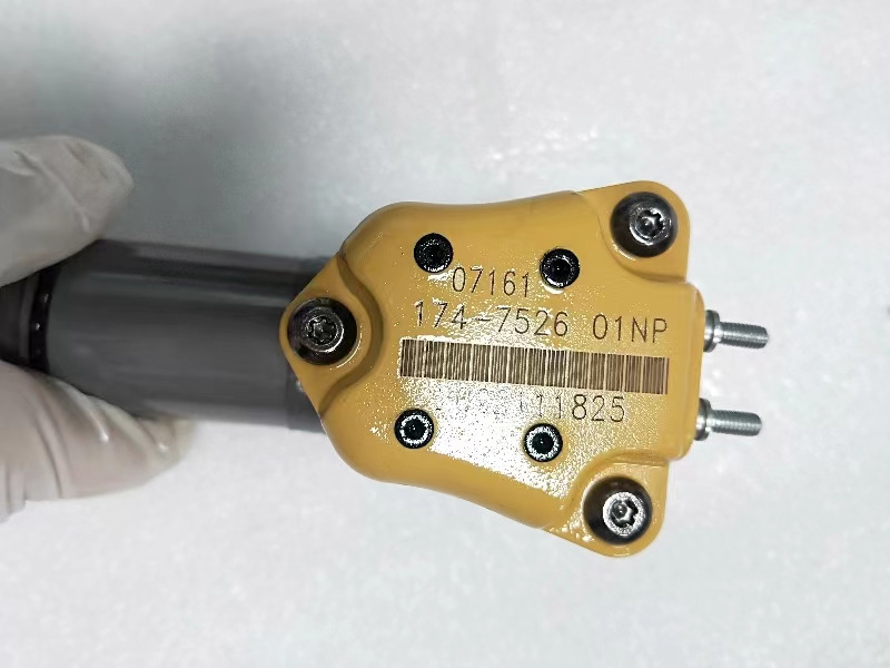 CATERPILLAR 1747526 - Injector voor Graafmachine: afbeelding 3 CATERPILLAR 1747526 - Injector voor Graafmachine: afbeelding 3