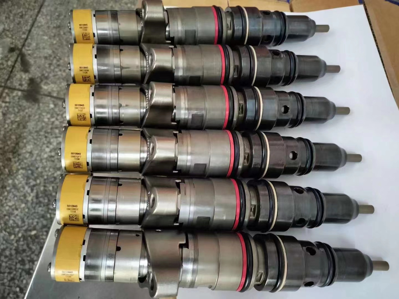 CATERPILLAR 557-7627 - Injector voor Graafmachine: afbeelding 2 CATERPILLAR 557-7627 - Injector voor Graafmachine: afbeelding 2
