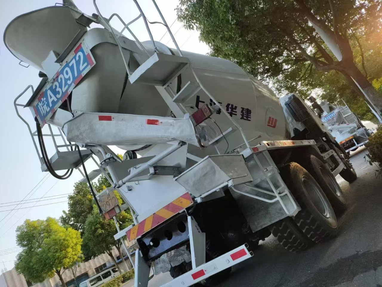 HINO 700 - Tankwagen: afbeelding 4 HINO 700 - Tankwagen: afbeelding 4