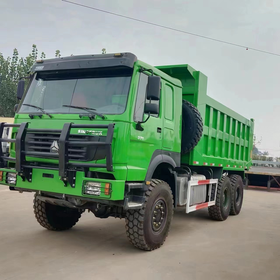 HOWO 6*6  dump truck - Kipper vrachtwagen: afbeelding 1 HOWO 6*6  dump truck - Kipper vrachtwagen: afbeelding 1
