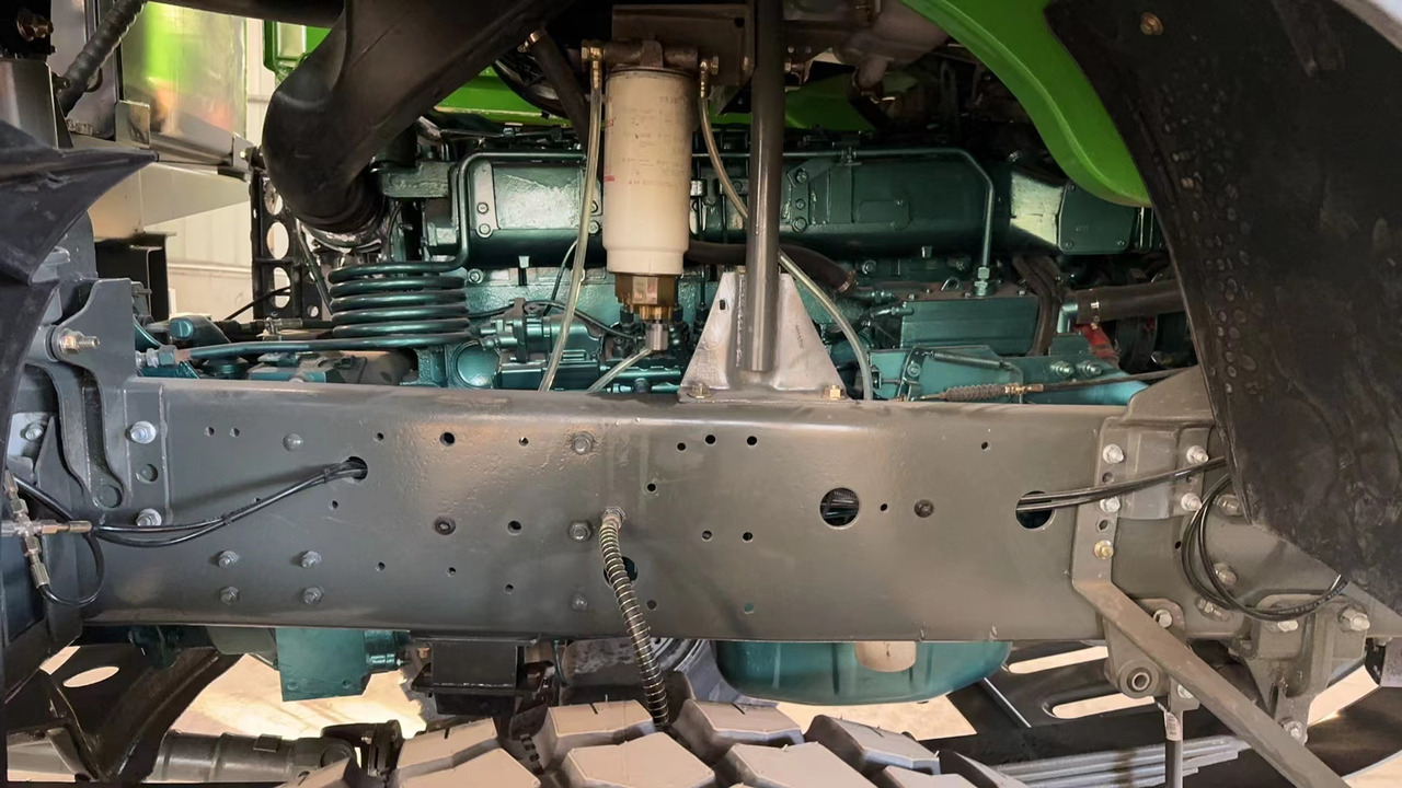 HOWO 6*6  dump truck - Kipper vrachtwagen: afbeelding 4 HOWO 6*6  dump truck - Kipper vrachtwagen: afbeelding 4