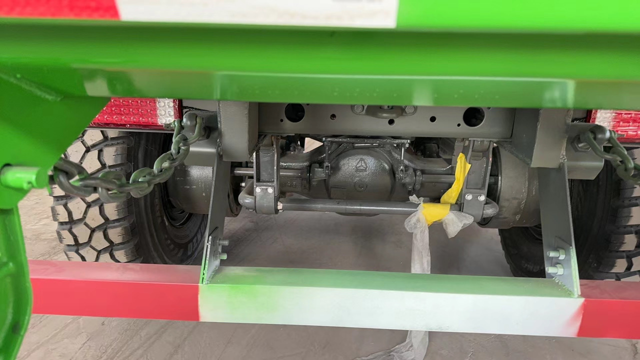 HOWO375 6*6  dump truck - Kipper vrachtwagen: afbeelding 5 HOWO375 6*6  dump truck - Kipper vrachtwagen: afbeelding 5