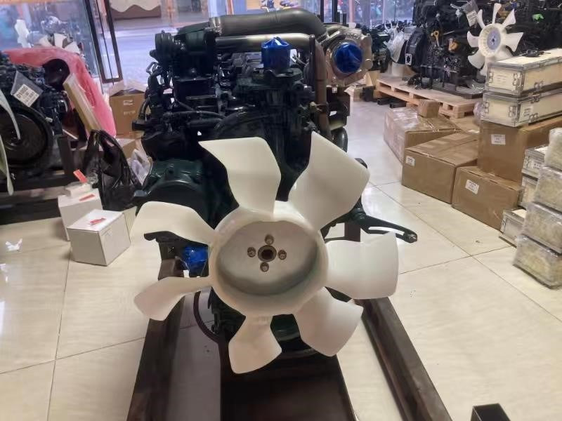 KUBOTA V3800 - Motor voor Graafmachine: afbeelding 2 KUBOTA V3800 - Motor voor Graafmachine: afbeelding 2