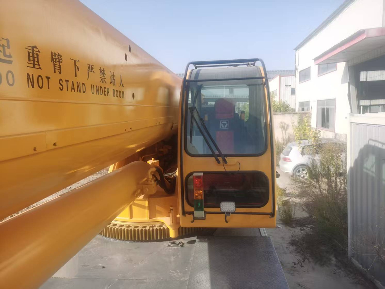 XCMG 70TONS - Kraanwagen: afbeelding 4 XCMG 70TONS - Kraanwagen: afbeelding 4