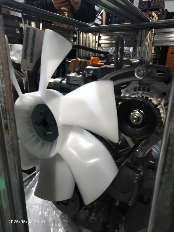 YANMAR 3TNV76 - Motor voor Graafmachine: afbeelding 4 YANMAR 3TNV76 - Motor voor Graafmachine: afbeelding 4