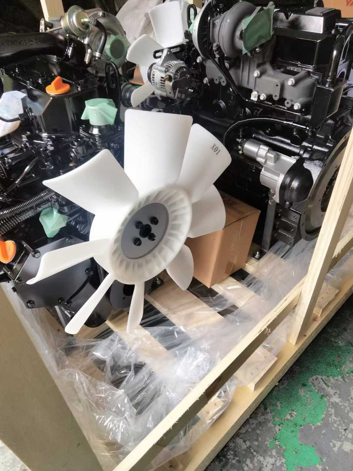 YANMAR 4TNV98T - Motor voor Minigraafmachine: afbeelding 3 YANMAR 4TNV98T - Motor voor Minigraafmachine: afbeelding 3