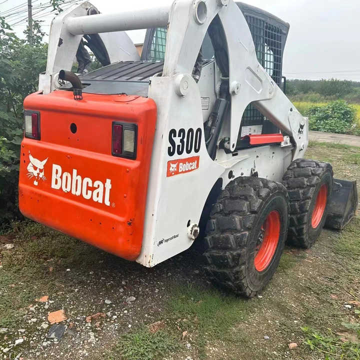 100%Ready Bobcat S300 Well Sold Most Famous Brand High Quality Bobcat S300 Skid Steer Loader for Sale - Wiellader: afbeelding 5 100%Ready Bobcat S300 Well Sold Most Famous Brand High Quality Bobcat S300 Skid Steer Loader for Sale - Wiellader: afbeelding 5