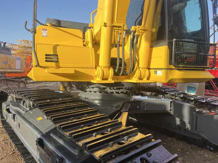 45-ton Second-hand Komatsu PC450-8 Hydraulic Crawler Excavator on Sale. Used Komatsu 450-8 in Excellent Condition Hot Sale - Rupsgraafmachine: afbeelding 5 45-ton Second-hand Komatsu PC450-8 Hydraulic Crawler Excavator on Sale. Used Komatsu 450-8 in Excellent Condition Hot Sale - Rupsgraafmachine: afbeelding 5
