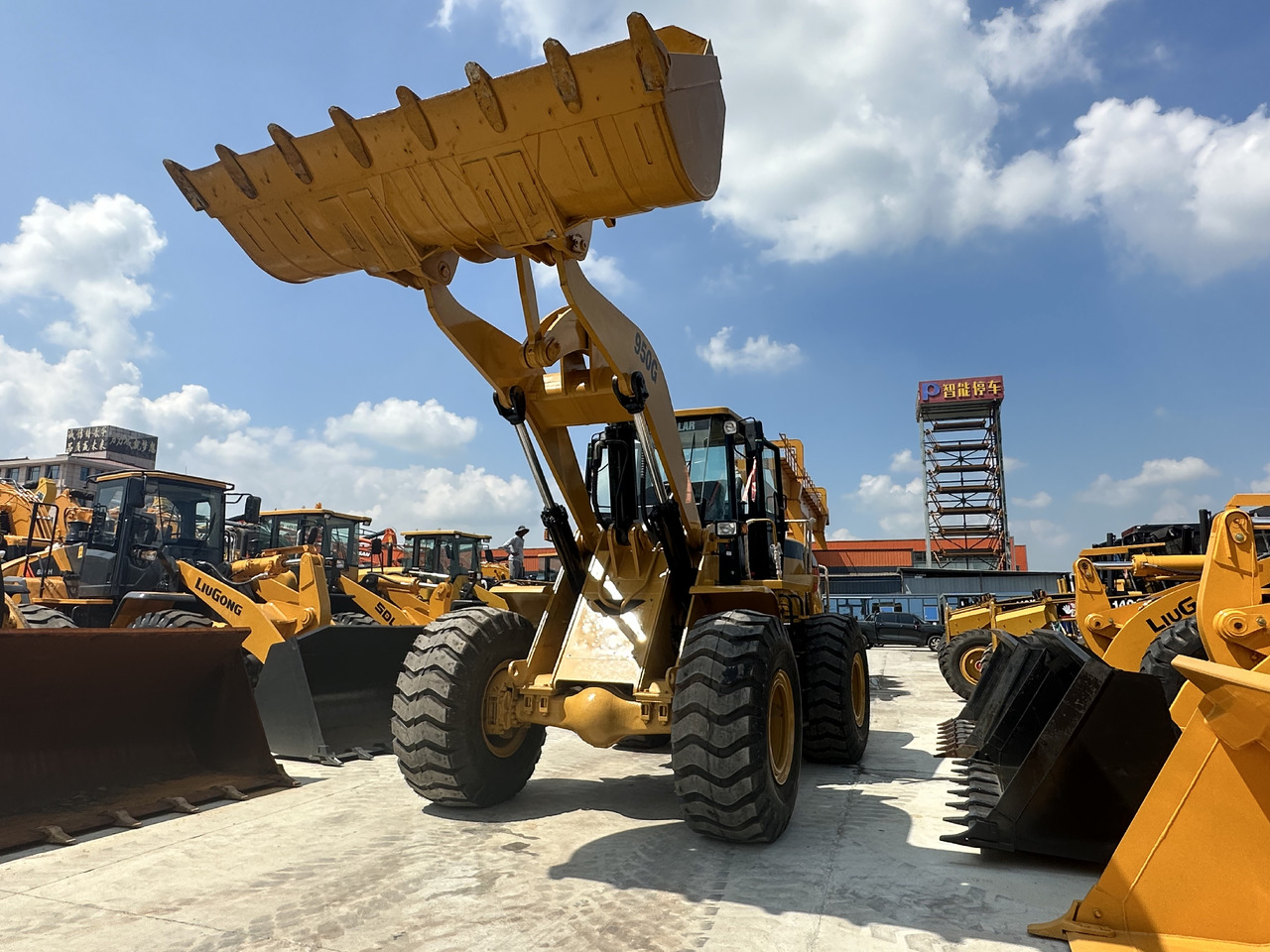 BACKHOE LOADER Used High Quality CAT 950G Wheel Loader on Hot Sale CAT in Stock for Sale - Wiellader: afbeelding 5 BACKHOE LOADER Used High Quality CAT 950G Wheel Loader on Hot Sale CAT in Stock for Sale - Wiellader: afbeelding 5
