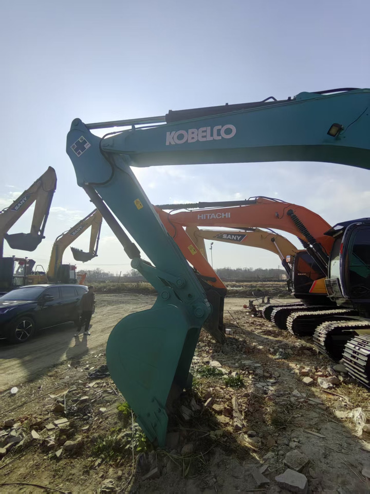 KOBELCO High Performance Kobelco SK210 Excavator Japan Brand Kobelco Hydraulic Crawler Excavator - Bouwmachine: afbeelding 4 KOBELCO High Performance Kobelco SK210 Excavator Japan Brand Kobelco Hydraulic Crawler Excavator - Bouwmachine: afbeelding 4