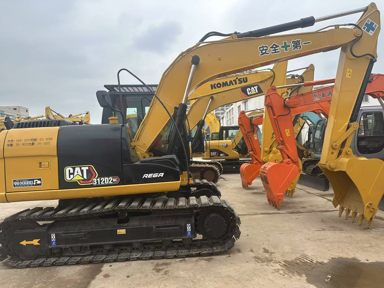 CATERPILLAR Second hand CAT Excavator 312D2 Hotsale - Rupsgraafmachine: afbeelding 4 CATERPILLAR Second hand CAT Excavator 312D2 Hotsale - Rupsgraafmachine: afbeelding 4