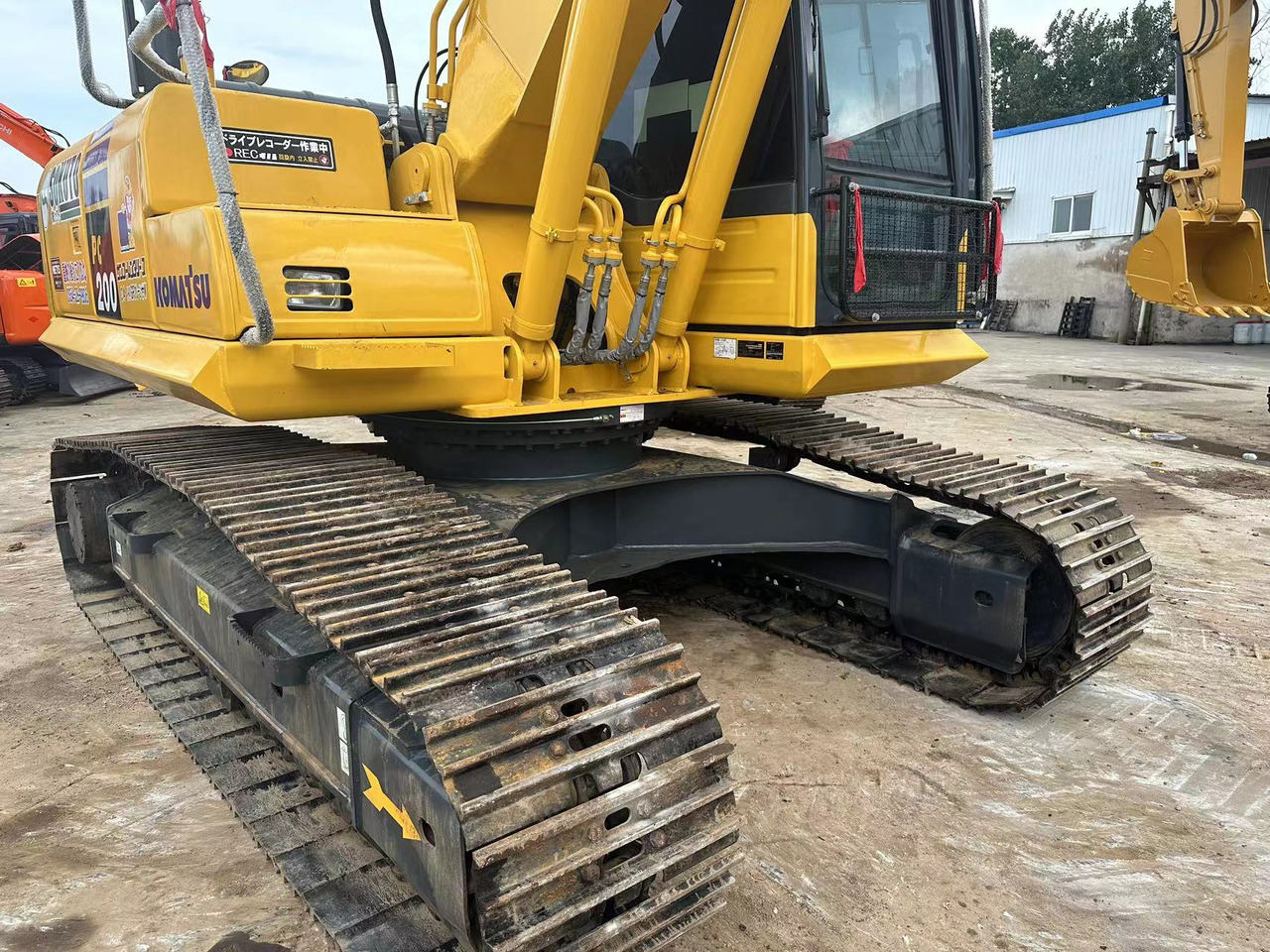 CRAWLER EXCAVATOR Used Good Quality Japan Original PC200-8 in Good Condition PC200-8 Komatsu - Rupsgraafmachine: afbeelding 2 CRAWLER EXCAVATOR Used Good Quality Japan Original PC200-8 in Good Condition PC200-8 Komatsu - Rupsgraafmachine: afbeelding 2