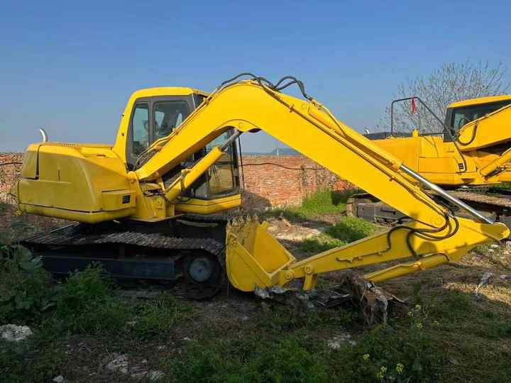 Cheap Used Komatsu PC60-7 Crawler Excavator with High Efficiency Used Heavy Machinery Komatsu P60-7 Digger Cheap for Sale - Rupsgraafmachine: afbeelding 5 Cheap Used Komatsu PC60-7 Crawler Excavator with High Efficiency Used Heavy Machinery Komatsu P60-7 Digger Cheap for Sale - Rupsgraafmachine: afbeelding 5