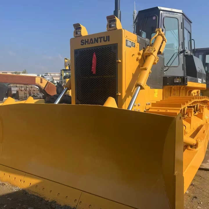 Bulldozer China Famous Brand Used Shantui SD22 Crawler Bulldozer Low Price Running Working Condition for Sale SD16/SD22/SD32 in Stock [ Copy ]: afbeelding 1