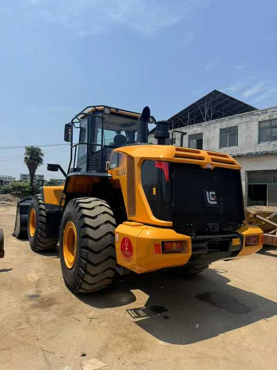 Famous Chinese Brand Second Hand LiuGong Front LoaderConstruction Machinery Used LiuGong 956H Wheel Loader Hot Selling - Wiellader: afbeelding 2 Famous Chinese Brand Second Hand LiuGong Front LoaderConstruction Machinery Used LiuGong 956H Wheel Loader Hot Selling - Wiellader: afbeelding 2