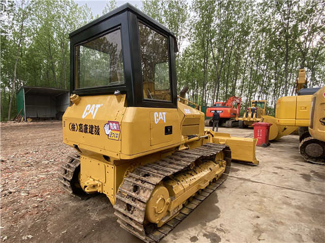 Good Condition Cat Hot Sale Bulldozer D5h D5g D5k D5m D5n D6h D6k D6m D7h D7g D7m - Bulldozer: afbeelding 4 Good Condition Cat Hot Sale Bulldozer D5h D5g D5k D5m D5n D6h D6k D6m D7h D7g D7m - Bulldozer: afbeelding 4