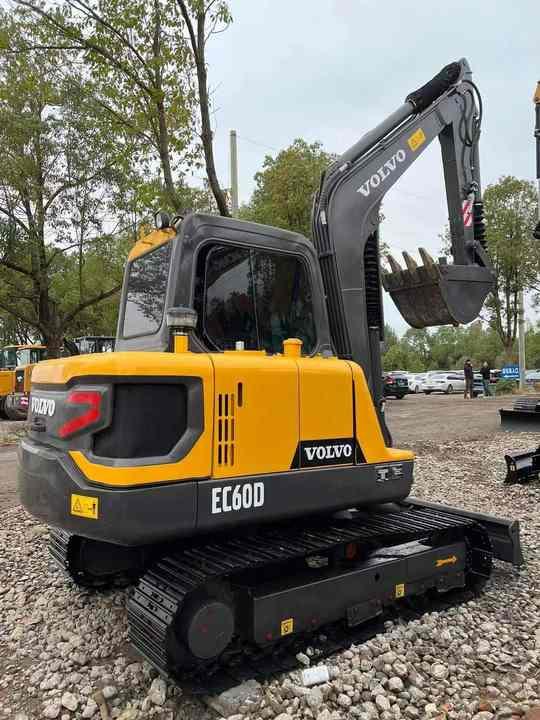 High Quality Used Volvo EC60D Excavator for Sale 6 Ton Compact Machine, Excellent Condition, Ready for Work! - Rupsgraafmachine: afbeelding 2 High Quality Used Volvo EC60D Excavator for Sale 6 Ton Compact Machine, Excellent Condition, Ready for Work! - Rupsgraafmachine: afbeelding 2