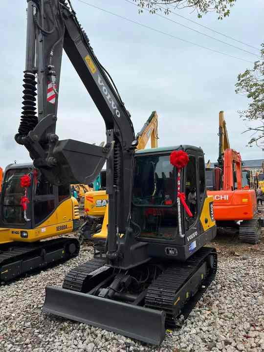 High Quality Used Volvo EC60D Excavator for Sale 6 Ton Compact Machine, Excellent Condition, Ready for Work! - Rupsgraafmachine: afbeelding 3 High Quality Used Volvo EC60D Excavator for Sale 6 Ton Compact Machine, Excellent Condition, Ready for Work! - Rupsgraafmachine: afbeelding 3