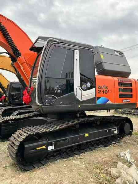 Hitachi Brand Zx210 Crawler Excavator 21tons Digger for Sale Used Hitachi Zx200 210 350 Excavator in Stock on Sale - Graafmachine: afbeelding 3 Hitachi Brand Zx210 Crawler Excavator 21tons Digger for Sale Used Hitachi Zx200 210 350 Excavator in Stock on Sale - Graafmachine: afbeelding 3