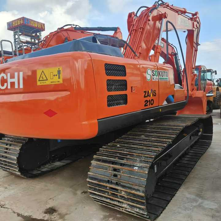 Hitachi Brand Zx210 Crawler Excavator 21tons Digger for Sale Used Hitachi Zx200 210 350 Excavator in Stock on Sale - Graafmachine: afbeelding 1 Hitachi Brand Zx210 Crawler Excavator 21tons Digger for Sale Used Hitachi Zx200 210 350 Excavator in Stock on Sale - Graafmachine: afbeelding 1