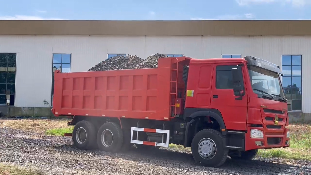 Howo 6*4 10 wheelers Second Hand Dump Truck Used - Bakwagen: afbeelding 2 Howo 6*4 10 wheelers Second Hand Dump Truck Used - Bakwagen: afbeelding 2