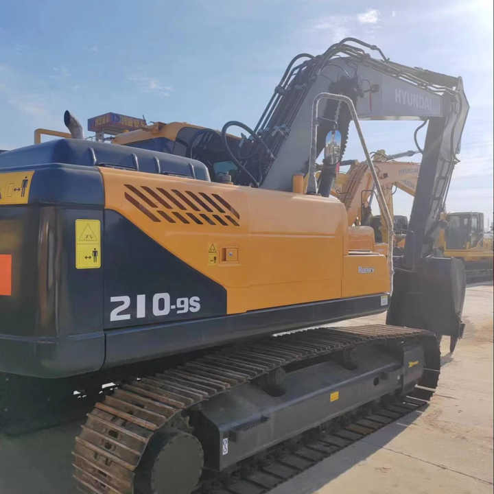 Rupsgraafmachine Hyundai 210lc-9  Excavator for Mining & Construction | Price Negotiable, Global Shipping: afbeelding 1