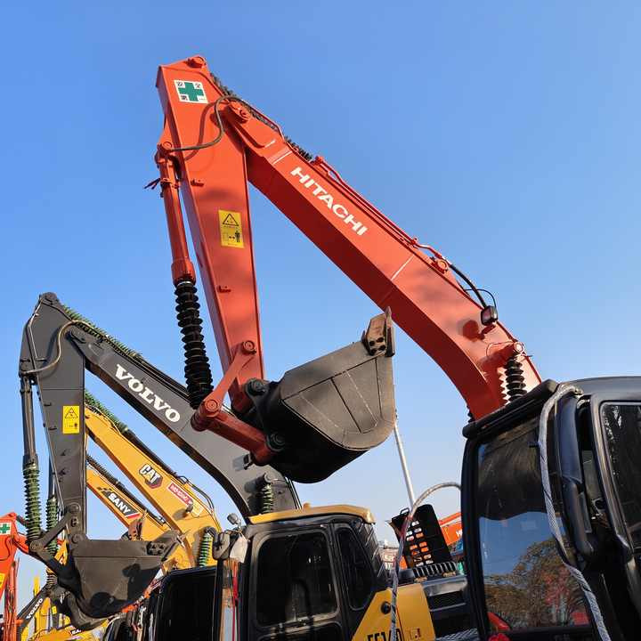 Japan Original Hitachi ZX130 Crawler Excavator Perfect for Various Projects Available Used Excavators for Sale - Rupsgraafmachine: afbeelding 2 Japan Original Hitachi ZX130 Crawler Excavator Perfect for Various Projects Available Used Excavators for Sale - Rupsgraafmachine: afbeelding 2