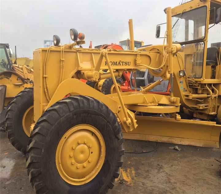 Japan Original Used Komatsu GD661A-1 Motor Grader GD661 in Condition - Grader: afbeelding 3 Japan Original Used Komatsu GD661A-1 Motor Grader GD661 in Condition - Grader: afbeelding 3