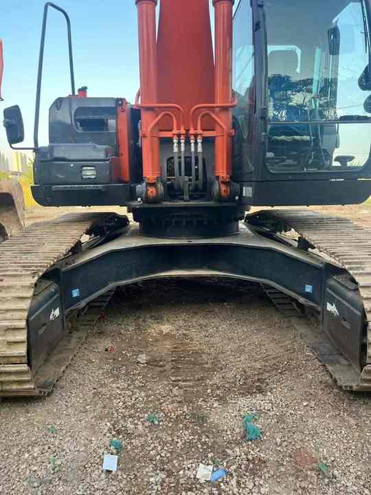 Original Japan Hitachi ZX300 Excavator Hitachi Excavator in Low Price for Hot Sale - Rupsgraafmachine: afbeelding 3 Original Japan Hitachi ZX300 Excavator Hitachi Excavator in Low Price for Hot Sale - Rupsgraafmachine: afbeelding 3
