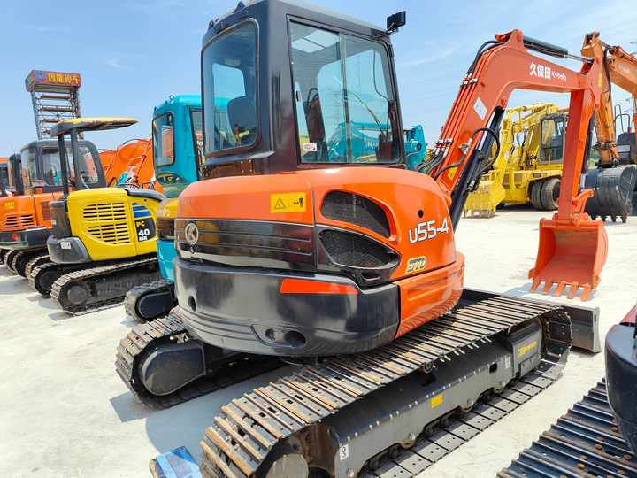 Perfect Condition Kubota U55-4 Japan Brand Mini Excavator with Pusher for Sale Kubota U25 35 55 5tons - Minigraafmachine: afbeelding 2 Perfect Condition Kubota U55-4 Japan Brand Mini Excavator with Pusher for Sale Kubota U25 35 55 5tons - Minigraafmachine: afbeelding 2